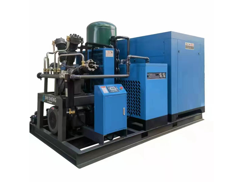 Screw supercharged integrated air compressor